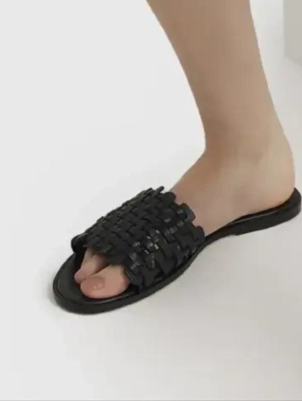 Dragon Diffusion Sandals
